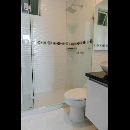 1m9-15 Beachfront With Pool Apartamento Cartagena